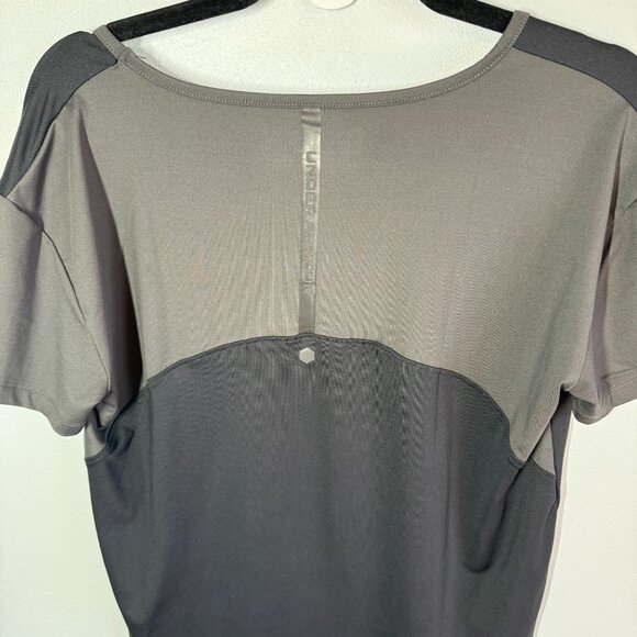 NWT Under Armour Womens HeatGear Compression Short Sleeve T-Shirt Small Loose - Picture 5 of 12